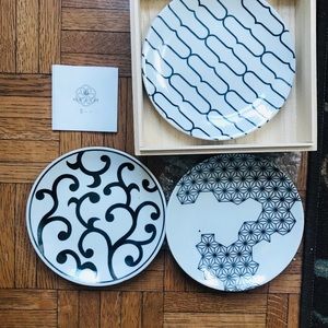 Tokyo Japan 3 plates in wood original box NWOT